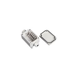 CAJA DE CONEXIÓN EXTERIOR CON CONEXIÓN LATERAL PARA 4 LÍNEAS (DOBLE TORNILLO). INCLUYE GLÁNDULAS.